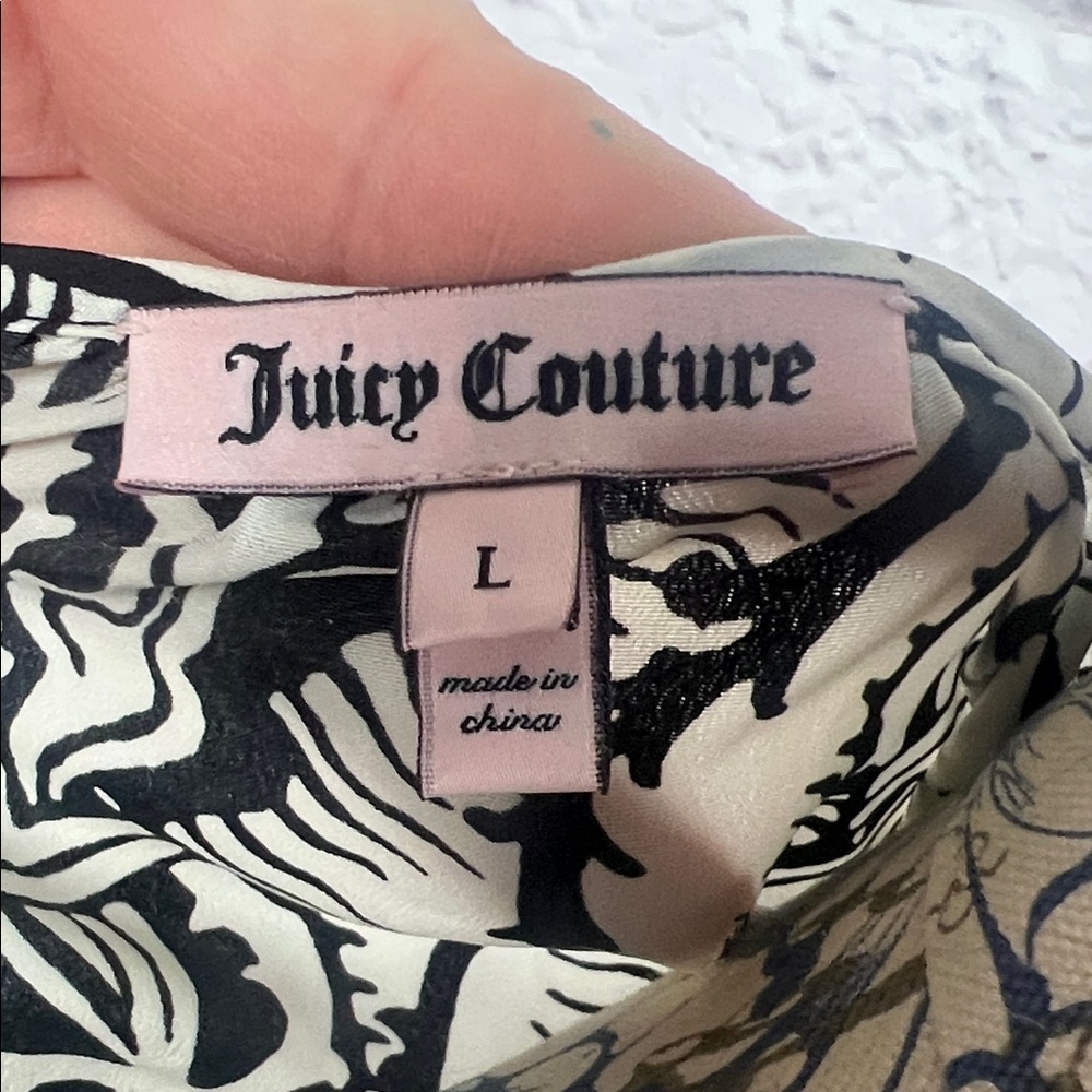 Juicy Couture Black and White Long Sleeve Smocked Waist Dress - Picture 10 of 11